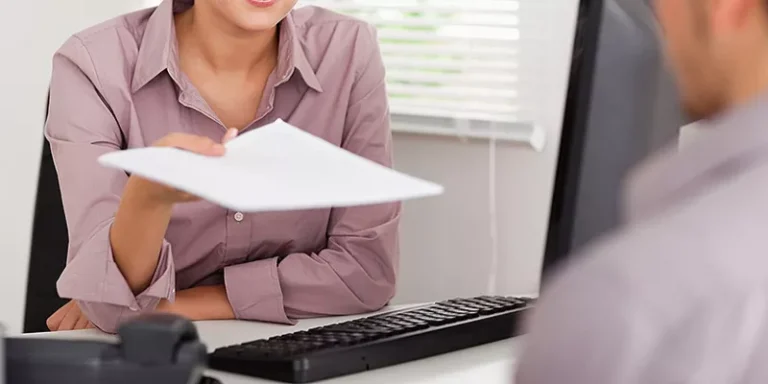 Lee más sobre el artículo Trabajador al que le falten tres años o menos para la edad pensional no puede ser despedido